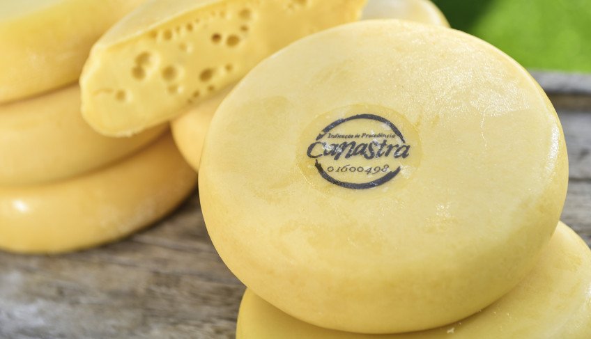 Produtores da Canastra e do Serro usam selo de procedência para assegurar a origem dos queijos artesanais | ASN Minas Gerais