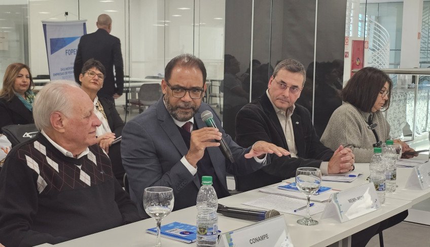 Representantes do Governo Federal participam de reunião do Fopeme | ASN Paraná