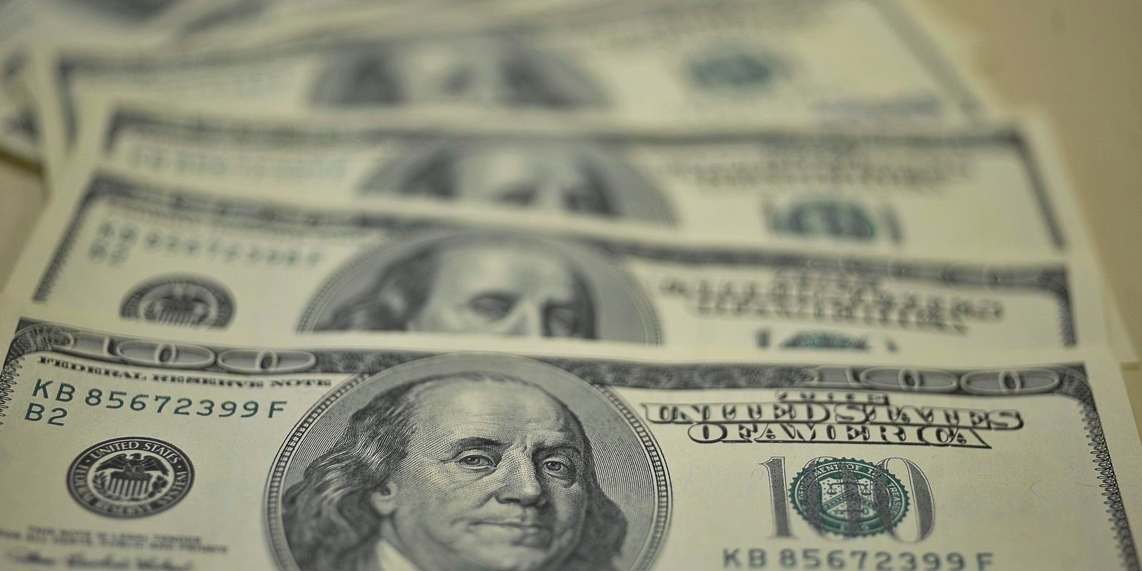 Contas externas têm saldo negativo de US$ 3,4 bilhões em maio