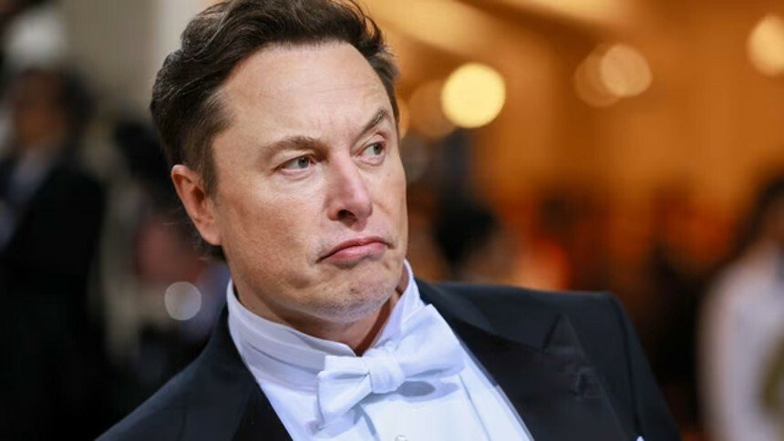Elon Musk se